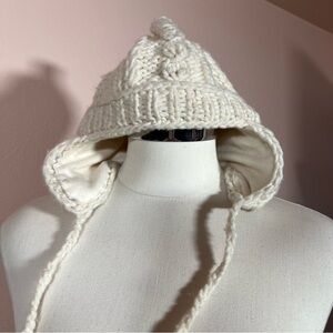 Otavalo Native American Chunky Knit 100% wool Cream fisherman Earflap winter hat